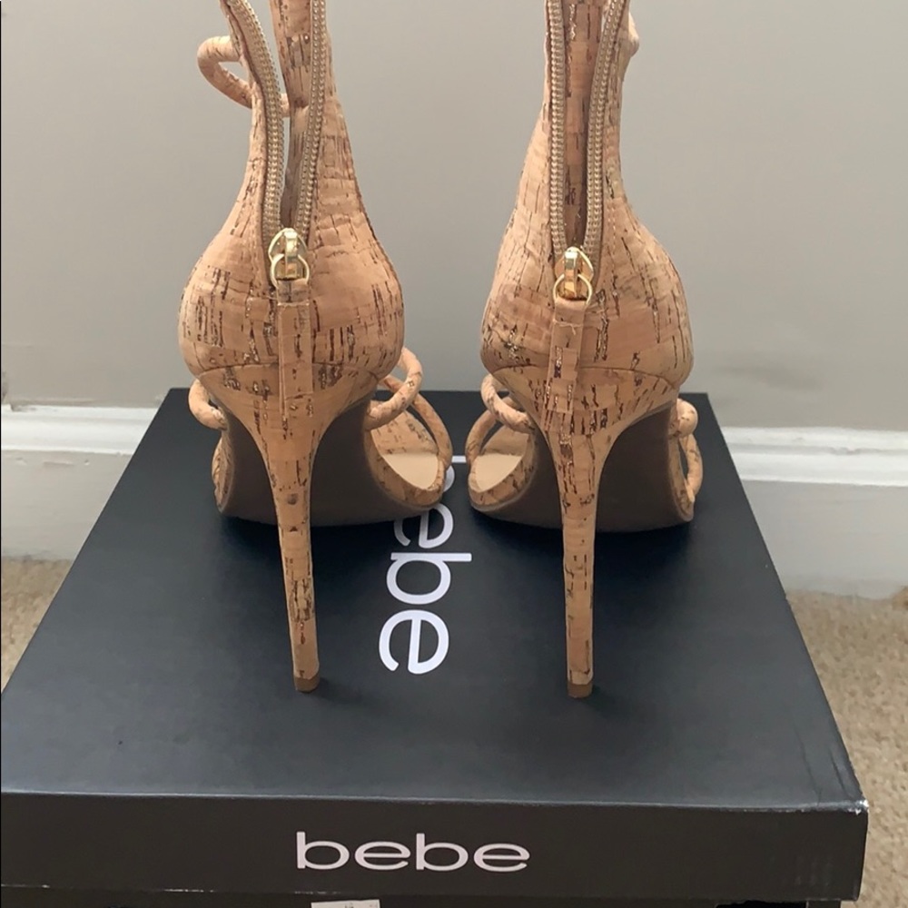 Bebe - Picture 2 of 2